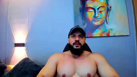 Snapshot of rawmathews chatting on February 25, 8:25 am rawmathews online show from February 25, 8:25 am