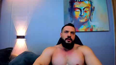 Snapshot of rawmathews chatting on February 26, 10:53 pm rawmathews online show from February 26, 10:53 pm