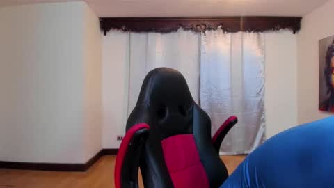 Snapshot of rawmathews chatting on September 17, 10:55 pm rawmathews online show from September 17, 10:55 pm