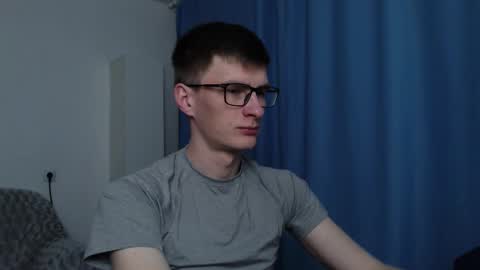 Ray Booy  online show from December 4, 2:32 am