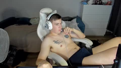 Ray online show from October 13, 8:42 pm