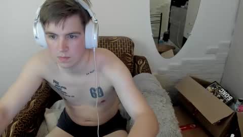 Ray online show from November 14, 9:24 pm