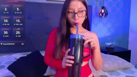 Lilia online show from April 22, 8:43 pm