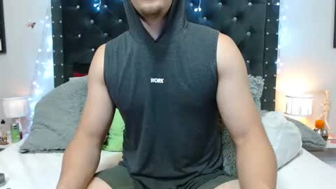 Snapshot of ray_weed chatting on December 12, 2:59 am Ray online show from December 12, 2:59 am
