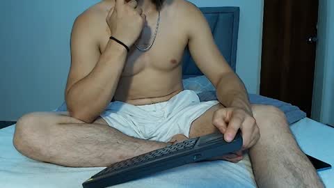 Snapshot of ray_weed chatting on March 25, 7:20 pm Ray online show from March 25, 7:20 pm