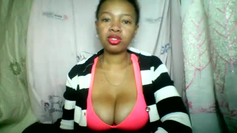 Snapshot of rayana_69 chatting on June 24, 5:17 am rayana_69 online show from June 24, 5:17 am