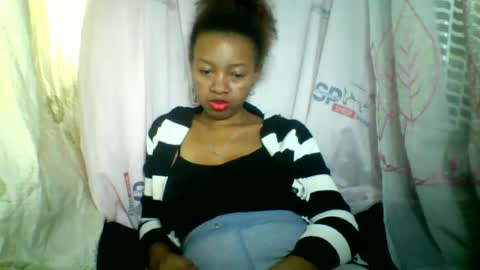 Snapshot of rayana_69 chatting on June 24, 5:34 pm rayana_69 online show from June 24, 5:34 pm