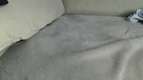 Ray  online show from April 21, 11:38 am