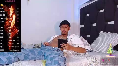 Rayn online show from January 3, 10:51 pm