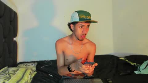 Rayn online show from January 8, 9:00 am