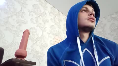 Snapshot of raymartino chatting on February 27, 12:56 pm RayMartino online show from February 27, 12:56 pm