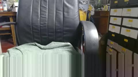 Ray online show from December 18, 6:46 pm