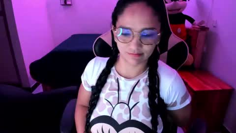 Danna online show from July 3, 1:45 am
