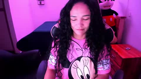 Danna online show from July 4, 6:25 pm