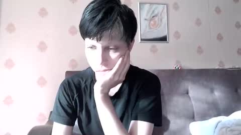 Snapshot of raziel_haze chatting on September 28, 6:52 am Yrriel Strife Candy-Demon Caveboy mr. Cringe online show from September 28, 6:52 am