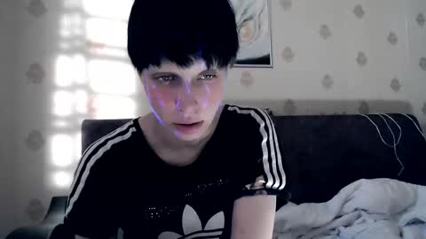 Snapshot of raziel_haze chatting on October 1, 5:13 am Yrriel Strife Candy-Demon Caveboy mr. Cringe online show from October 1, 5:13 am