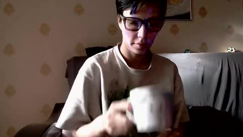 Snapshot of raziel_haze chatting on October 13, 6:57 am Yrriel Strife Candy-Demon Caveboy mr. Cringe online show from October 13, 6:57 am