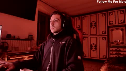 Snapshot of rcomi4 chatting on November 12, 4:35 am rcomi4 online show from November 12, 4:35 am