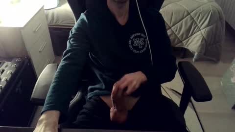 Snapshot of readytoshowww chatting on February 27, 11:15 pm Readytoshowww online show from February 27, 11:15 pm