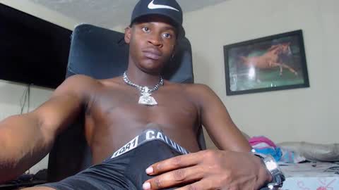 Snapshot of real1dk chatting on February 28, 7:15 am Sthith online show from February 28, 7:15 am