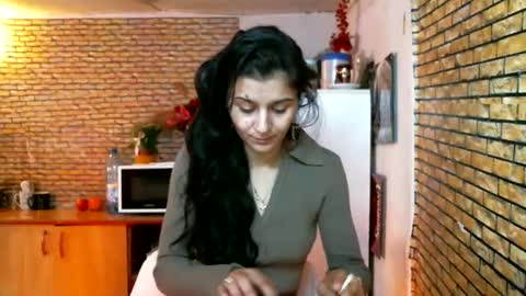 real_coupl3 online show from February 21, 9:21 am