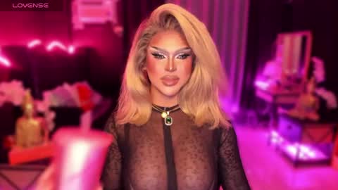 Snapshot of real_dom_phuta chatting on June 8, 4:51 pm Miss Katrina De Futah Goddess of HELL online show from June 8, 4:51 pm