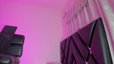 real_sweetbrina online show from July 16, 12:00 pm