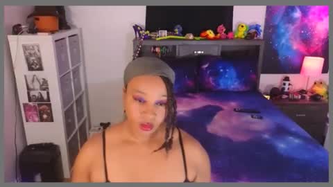 Snapshot of realgoddessdream chatting on May 2, 1:43 am realgoddessdream online show from May 2, 1:43 am