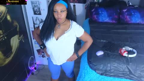 Snapshot of realgoddessdream chatting on July 25, 11:57 pm realgoddessdream online show from July 25, 11:57 pm