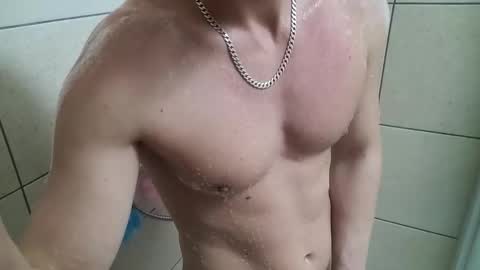 Snapshot of reallyman7 chatting on March 3, 10:59 pm Ask me online show from March 3, 10:59 pm