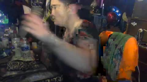 Snapshot of reallyredrum69th chatting on September 28, 7:19 pm reallyredrum69th online show from September 28, 7:19 pm