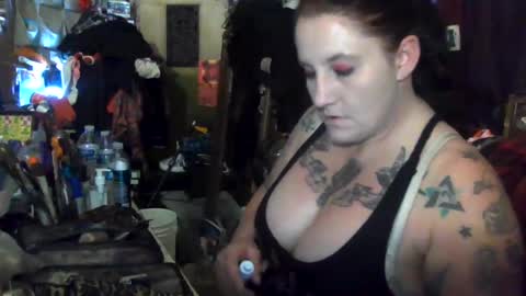 Snapshot of reallyredrum69th chatting on November 4, 7:35 pm reallyredrum69th online show from November 4, 7:35 pm