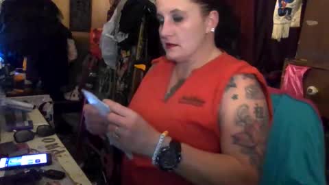 Snapshot of reallyredrum69th chatting on November 21, 4:55 am reallyredrum69th online show from November 21, 4:55 am