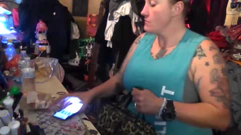 Snapshot of reallyredrum69th chatting on November 30, 7:18 pm reallyredrum69th online show from November 30, 7:18 pm