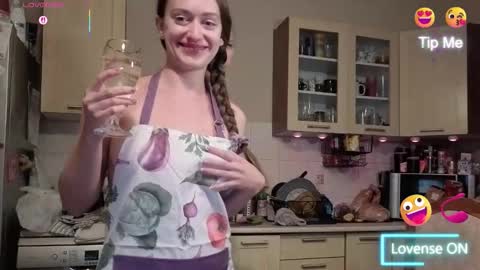 Snapshot of realmiagold chatting on October 8, 6:38 pm IG realmiagold online show from October 8, 6:38 pm