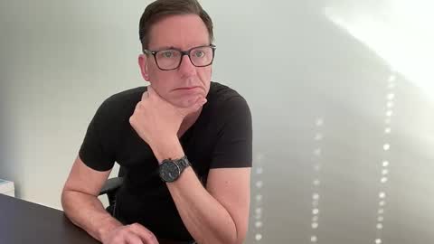 realstuff_ online show from April 29, 7:45 am