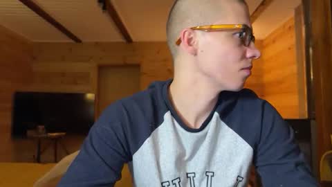 AliceEve online show from April 23, 5:59 pm