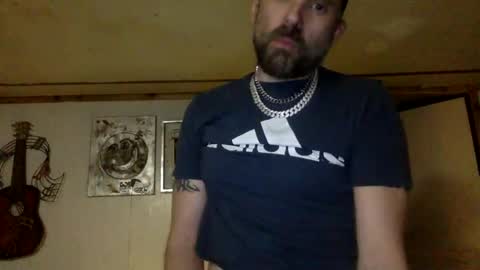 Snapshot of realzilla69 chatting on December 31, 9:42 am realzilla69 online show from December 31, 9:42 am
