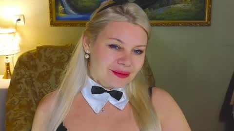 Im a little sick. Ill be back soon. online show from April 11, 2:54 pm