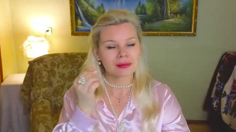 Im a little sick. Ill be back soon. online show from April 19, 2:16 pm