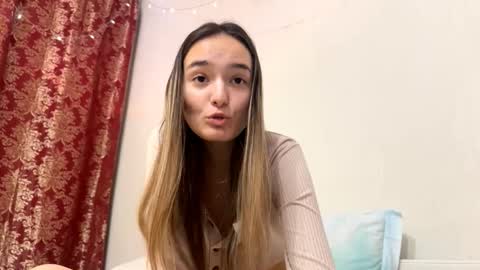 Risa online show from March 13, 4:02 pm