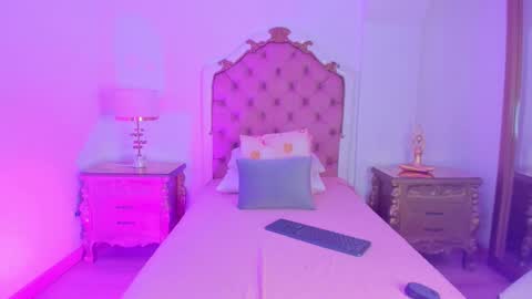 Rebeca Whatsson online show from November 24, 11:32 am