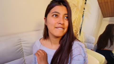 Rebeca Williams online show from February 13, 11:15 pm