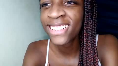 Snapshot of rebecca23278 chatting on July 9, 11:03 am Tu mami Rebecca online show from July 9, 11:03 am