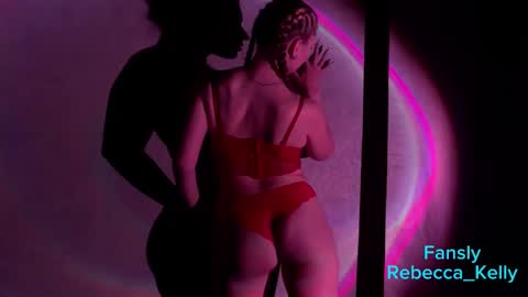 rebecca_____ online show from December 23, 1:58 am