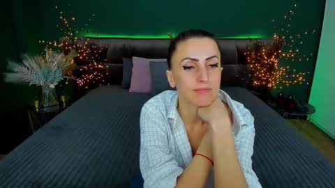rebecca_diamonds online show from February 6, 2:37 pm