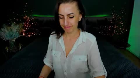 rebecca_diamonds online show from February 24, 2:04 pm