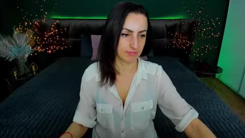 rebecca_diamonds online show from March 6, 7:03 am