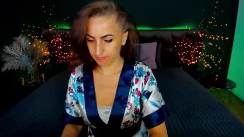 rebecca_diamonds online show from September 17, 5:42 am