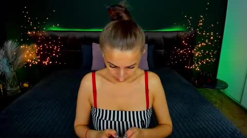 rebecca_diamonds online show from September 30, 6:18 am